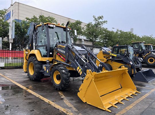 Экскаватор-погрузчик XCMG XC8-S2570