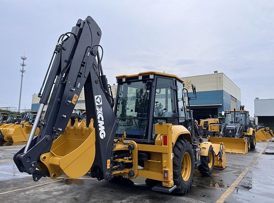 Экскаватор-погрузчик XCMG XC8-S2570
