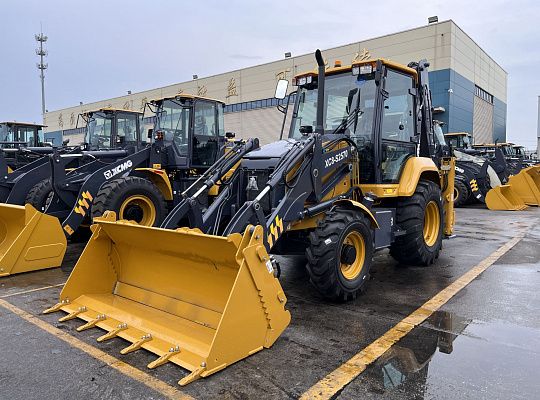 Экскаватор-погрузчик XCMG XC8-S2570